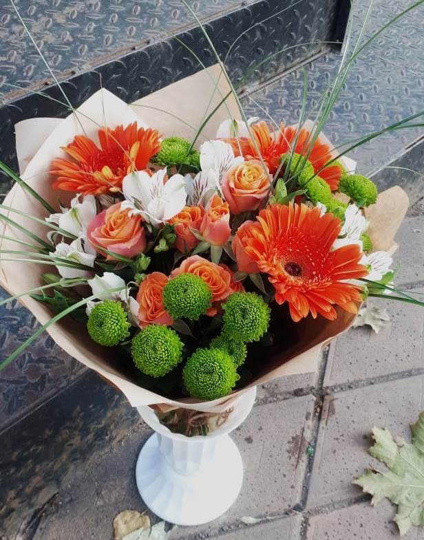 Букет цветов из: Герберы, Хризантемы, Альстромерии и Розы в Некрасовской