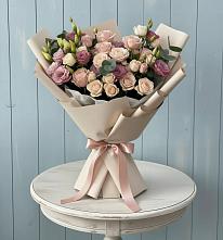 Букет цветов из:  Розы и Лизиантусы в Некрасовской