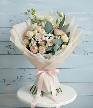 Букет цветов из:  Розы и Лизиантусы #REPLACE_PRED# Некрасовской