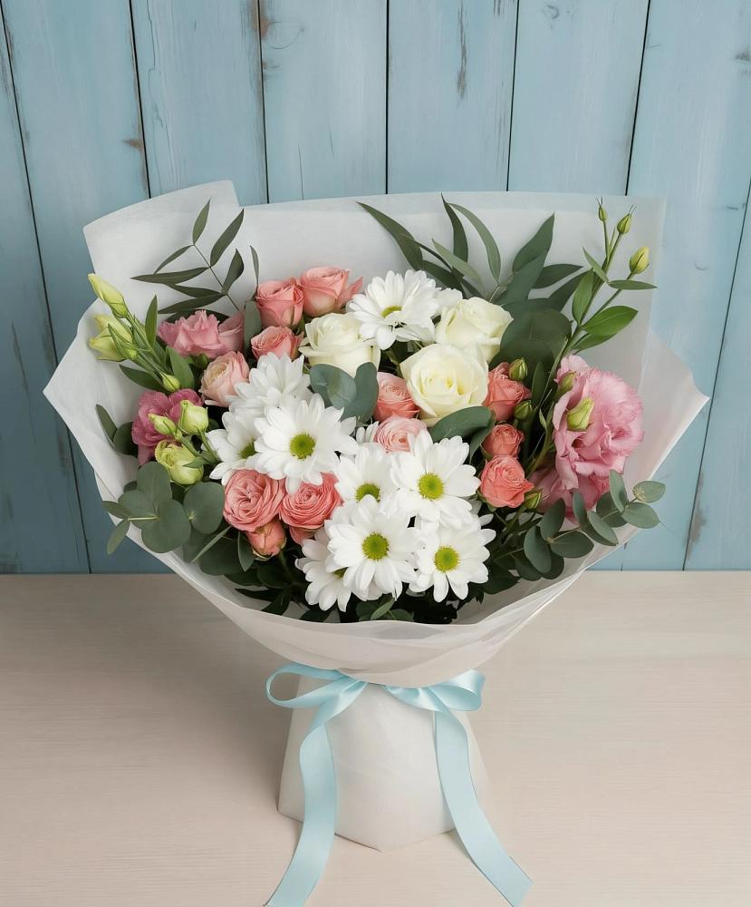 Букет цветов из: Розы, Лизиантусы и Хризантемы в Некрасовской