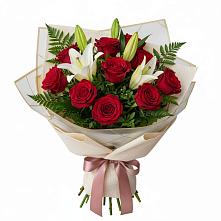 Букет цветов из:  Лилии и Розы в Некрасовской