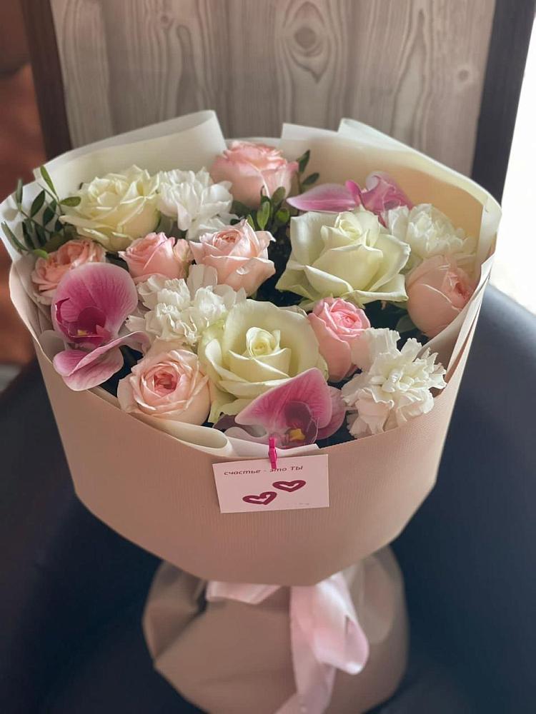 Букет цветов из: Орхидеи, Розы и Гвоздики в Некрасовской