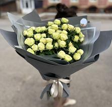 Букет Белые кустовые розы Солинеро в Некрасовской
