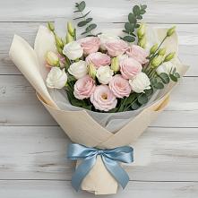 Букет цветов из:  Лизиантусы в Некрасовской