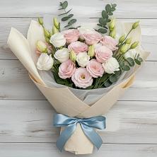Букет цветов из:  Лизиантусы в Некрасовской
