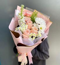 Букет цветов из:  Хризантемы и Розы в Некрасовской