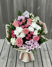 Букет цветов из:  Альстромерии, Гвоздики, Розы и Хризантемы #REPLACE_PRED# Некрасовской