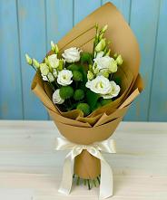 Букет цветов из:  Хризантемы и Лизиантусы #REPLACE_PRED# Некрасовской