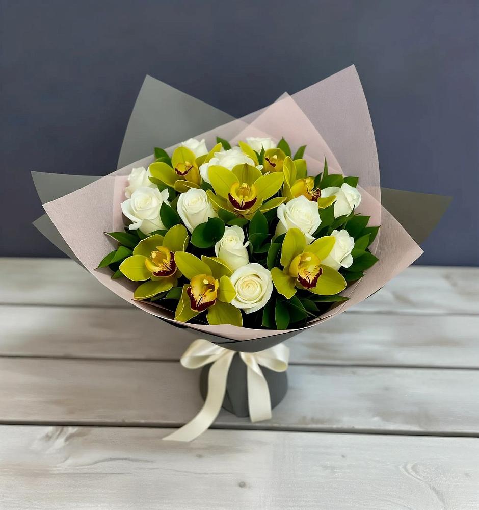 Букет цветов из: Орхидеи и Розы в Некрасовской