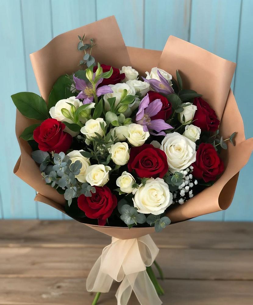 Букет цветов из: Розы и Альстромерии в Некрасовской